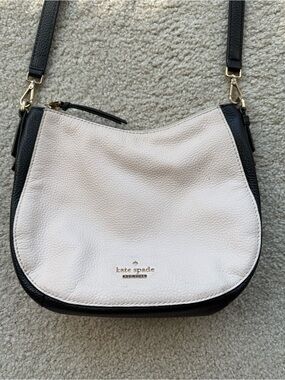 Kate Spade Off-White Crossbody Bag with Black Trim